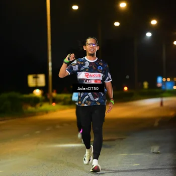 Runner Photo 7715608