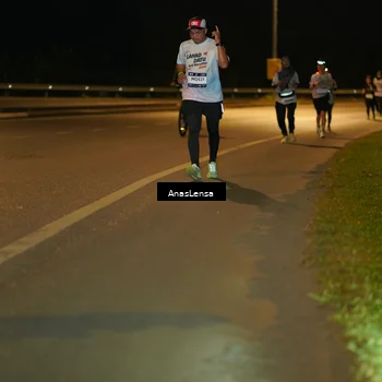 Runner Photo 7715609