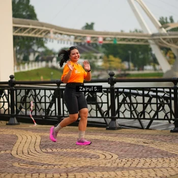 Runner Photo 7715610