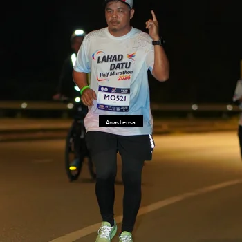 Runner Photo 7715613