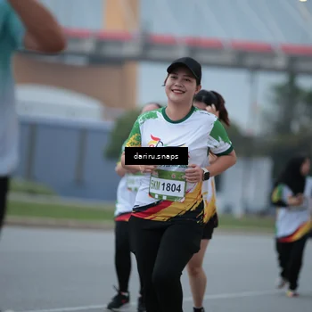 Runner Photo 7715616