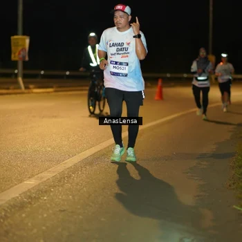 Runner Photo 7715626