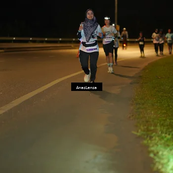 Runner Photo 7715633