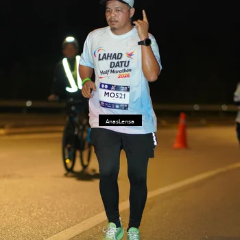 Runner Photo 7715634