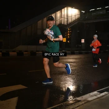 Runner Photo 7715639