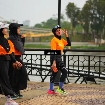 Runner Photo 7715640