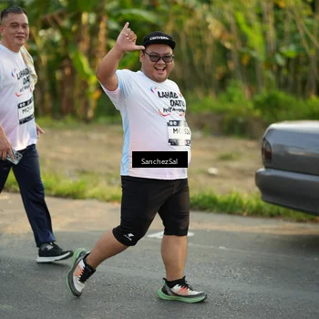 Runner Photo 7715653
