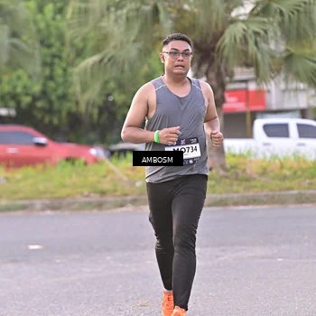 Runner Photo 7715657