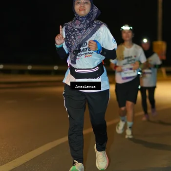 Runner Photo 7715664