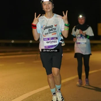 Runner Photo 7715669