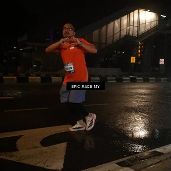 Runner Photo 7715681