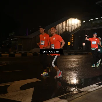 Runner Photo 7715703