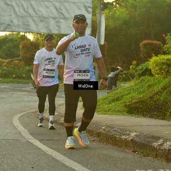 Runner Photo 7715718