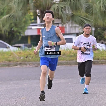 Runner Photo 7715725