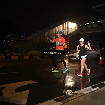 Runner Photo 7715745