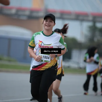 Runner Photo 7715768