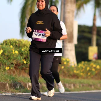 Runner Photo 7715773