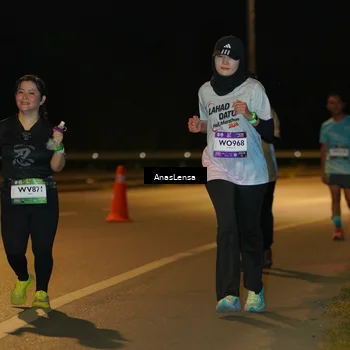 Runner Photo 7715777