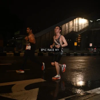 Runner Photo 7715778