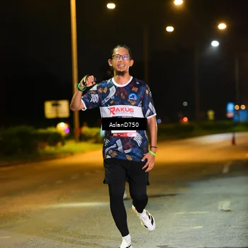 Runner Photo 7715793