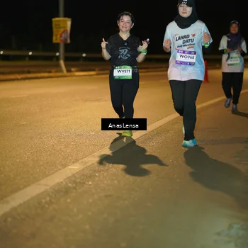 Runner Photo 7715805