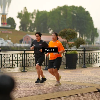 Runner Photo 7715806