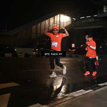 Runner Photo 7715825