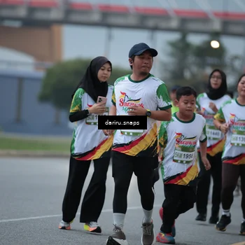 Runner Photo 7715848