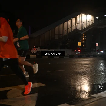 Runner Photo 7715865