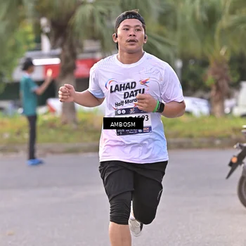 Runner Photo 7715875