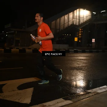 Runner Photo 7715881