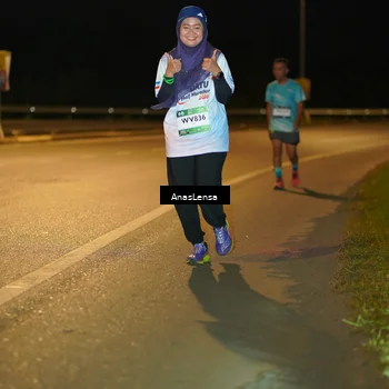 Runner Photo 7715903