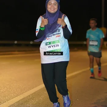 Runner Photo 7715911