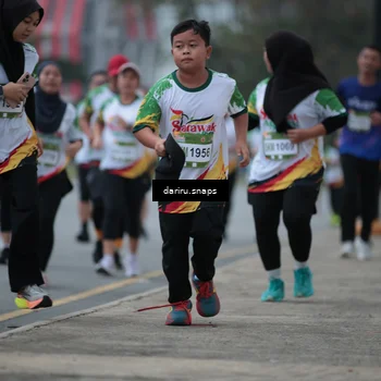 Runner Photo 7715927