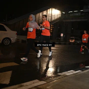 Runner Photo 7715928