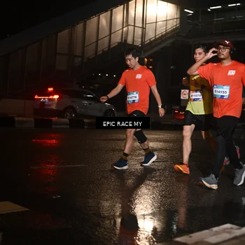Runner Photo 7715937