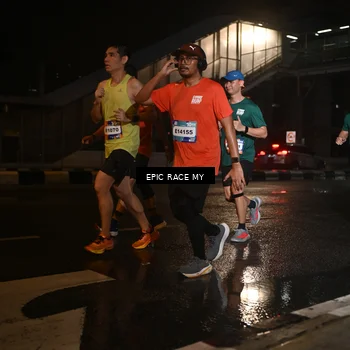 Runner Photo 7715949