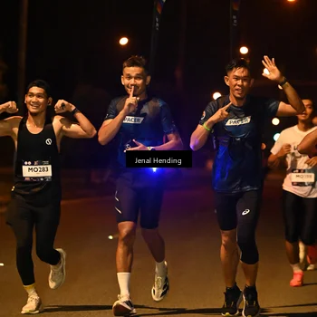 Runner Photo 7715952
