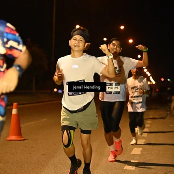 Runner Photo 7715954
