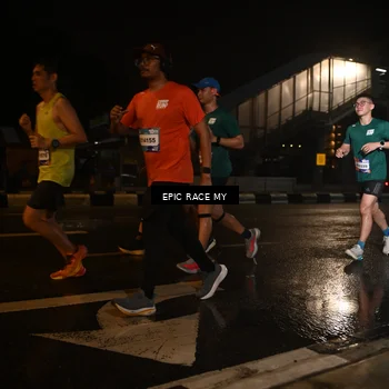 Runner Photo 7715957