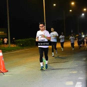 Runner Photo 7715959