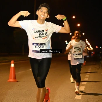 Runner Photo 7715986