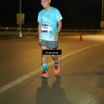 Runner Photo 7716065