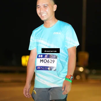 Runner Photo 7716071