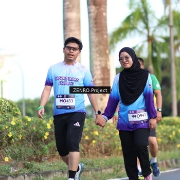 Runner Photo 7716097