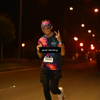 Runner Photo 7716099