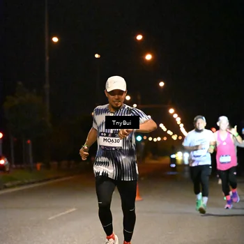 Runner Photo 7716143