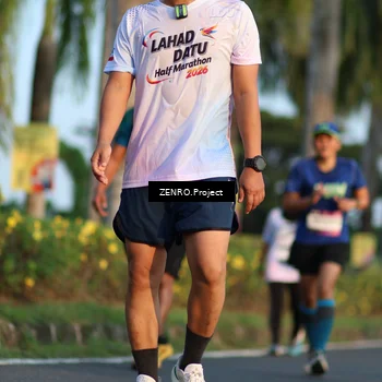 Runner Photo 7716157