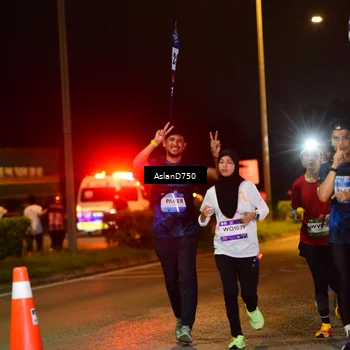Runner Photo 7716168