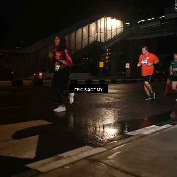 Runner Photo 7716177